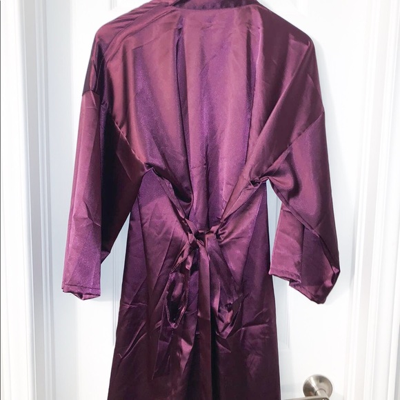 Silk Robe - Picture 4 of 6